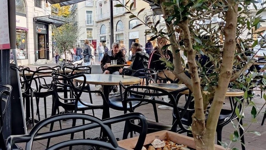 Repas estival à Grenoble